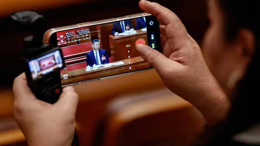 US FCC May Ban Chinese Telecom Firms in New Crackdown