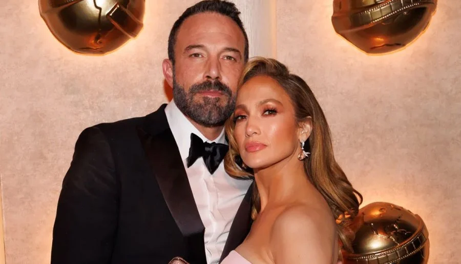Affleck Transfers $60M Beverly Hills Mansion to Jennifer Lopez