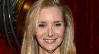 Lisa Kudrow Reveals Tensions with ‘Friends’ Co-Stars Over Roles and Agency Treatment