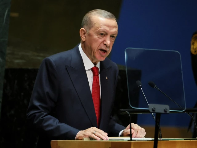Turk Prime Minister Calls Netanyahu ‘Hitler of Our Times’