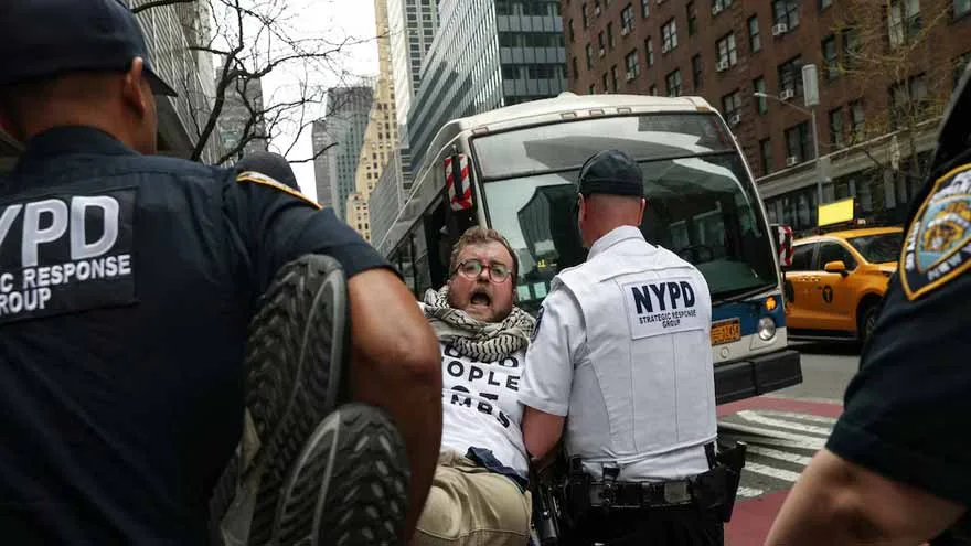 Dozens Arrested in NYC Protests Over US Arms Sales to Israel