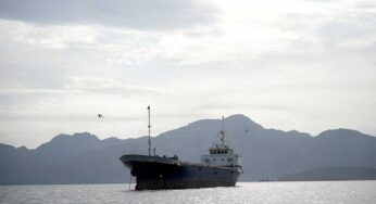 US Halts Iran Maritime Trade Amid Optimism for Talks