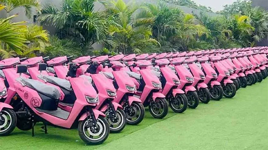 Sindh to Distribute Pink Scooters Among Women in Hyderabad Post Sukkur Success