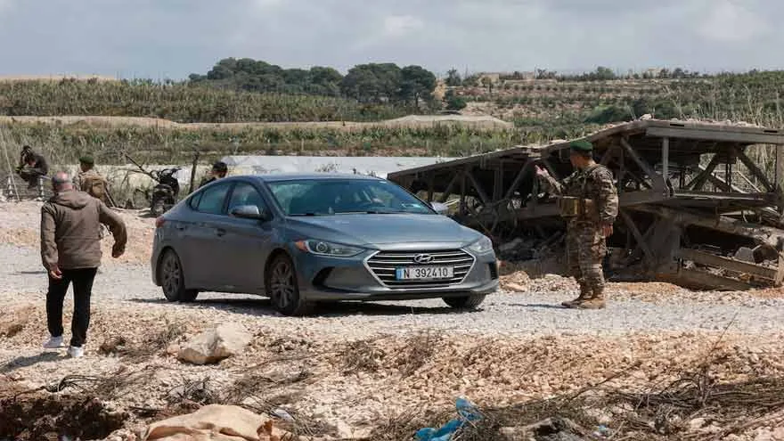 Israel Reinforces South Lebanon Control, Advises Residents to Evacuate