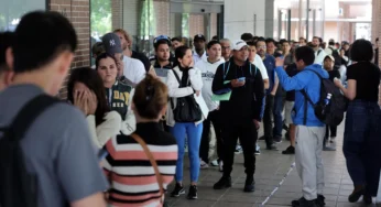Spain’s Amnesty Program Attracts Thousands of Undocumented Migrants for Legal Status