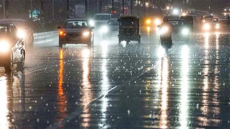 Light Rain in Lahore Improves Weather Conditions