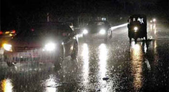 Rain in Lahore Causes Electricity Disruptions, Offers Pleasant Weather