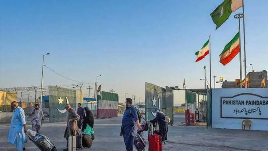 More Pakistanis Return from Iran via Borders, Over 14K Repatriated Since Feb 28