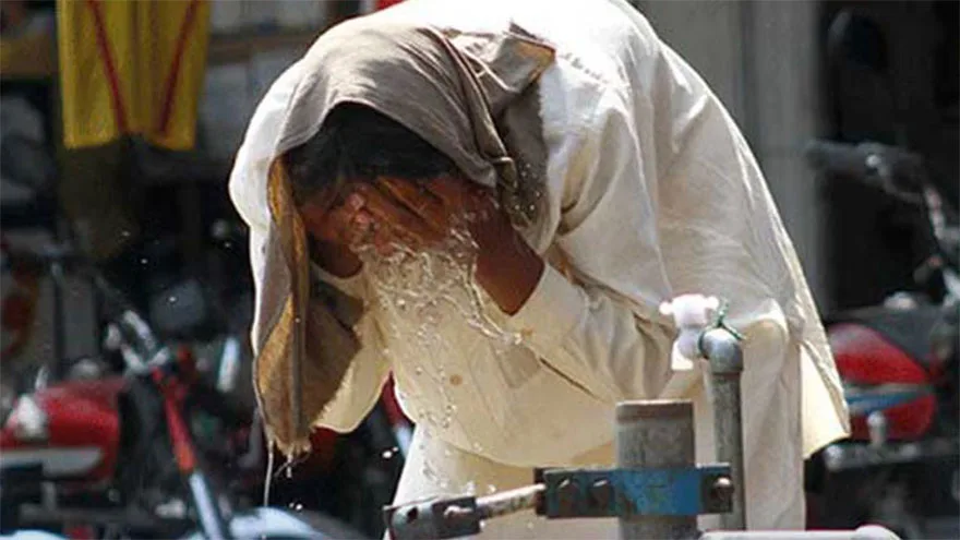 PMD Predicts Hot, Dry Weather Across Country