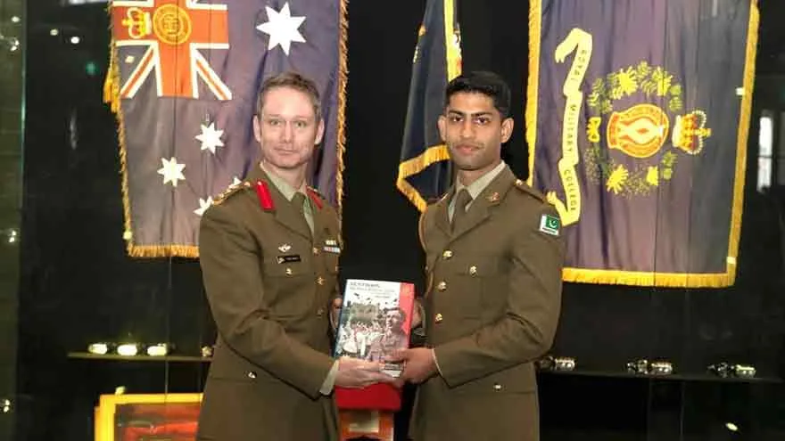 Pakistani Army Cadet Sardar Arsam Abbas Wins ‘Overall Best Foreign Military Cadet’ at RMC Duntroon, Highlighting Strong Military Ties with Australia