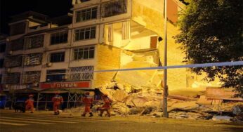 Two Deaths as Earthquake Strikes Southwest China; Evacuations and Collapses Reported
