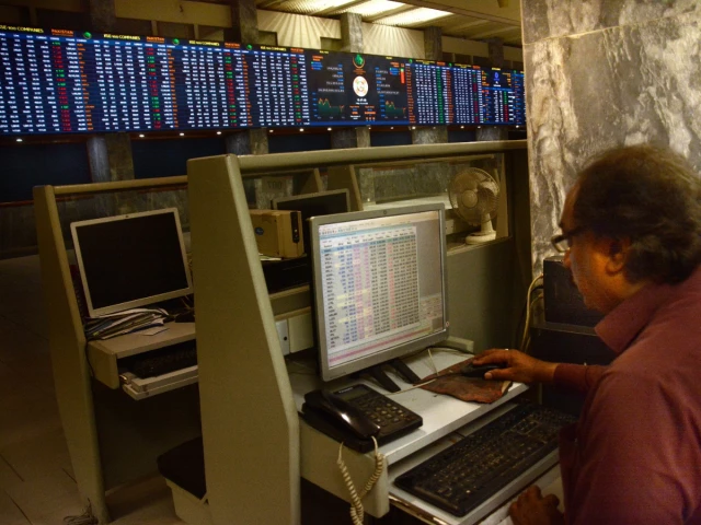 PSX Surges Over 3,000 Points in Early Trading