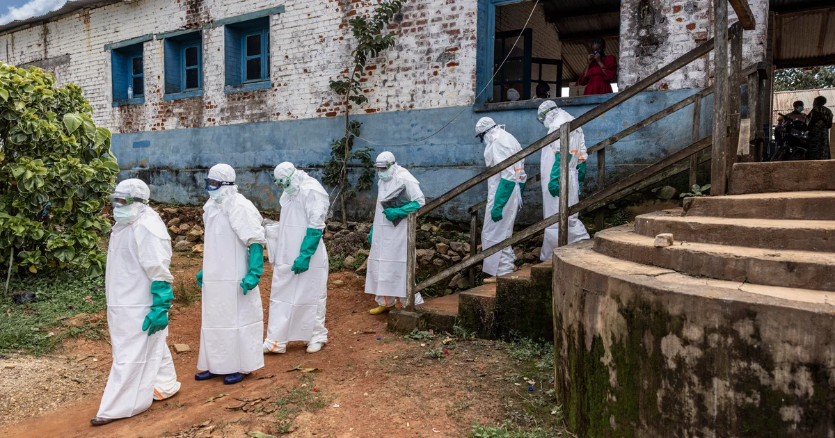 Uganda Reports Two New Ebola Cases; DRC Surpasses 900 Suspected Infections