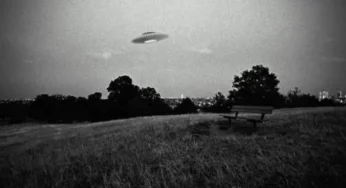 Harvard Physicist Reveals Why UFO Files Were Hidden