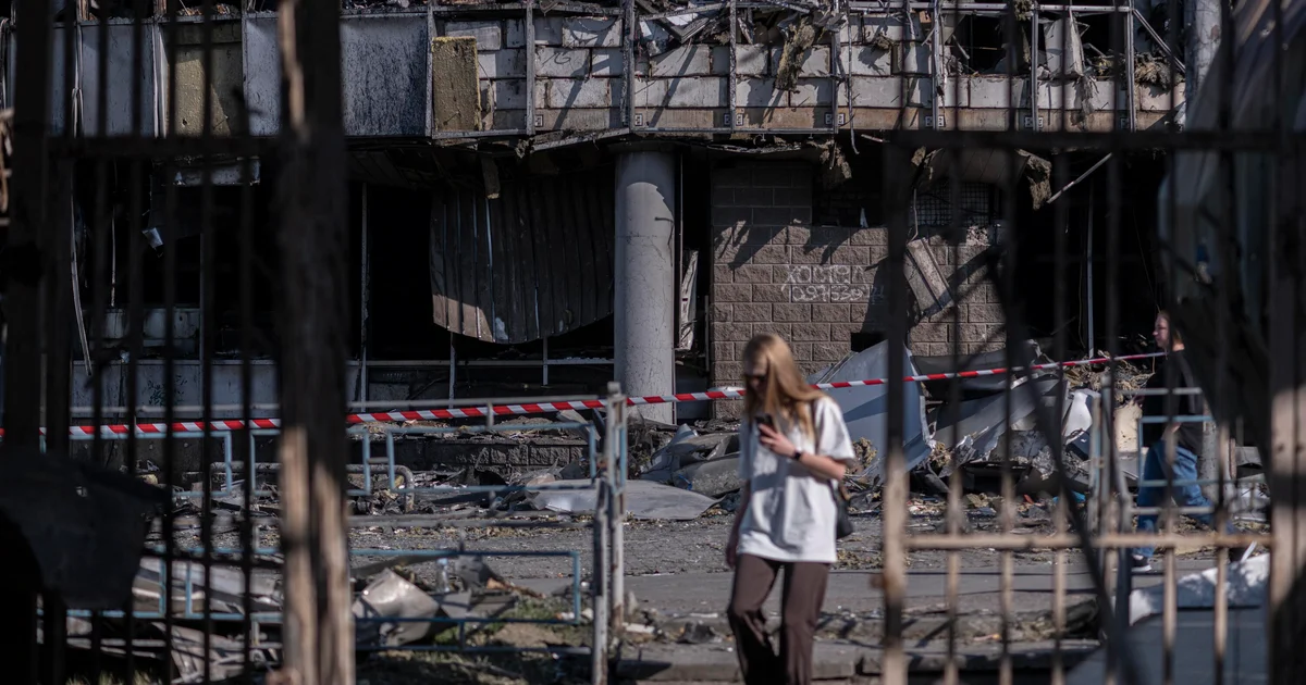 Ukrainian Forces Gain Momentum, Russian Warns Foreigners in Kyiv