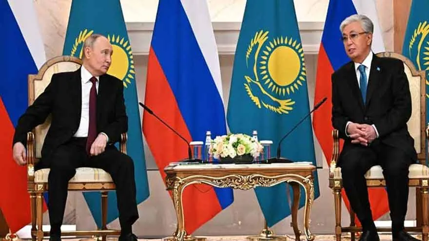 Putin Visits Kazakhstan for Key Talks, Economic Meetings