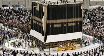 Saudi Authorities Install New Kiswah of Holy Kaaba on 1st Muharram