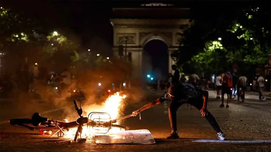Hundreds Arrested Nationwide After PSG Victory Night Clashes, Including 283 in Paris