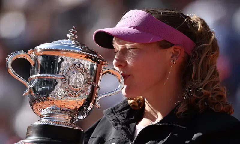 Mirra Andreeva Becomes Youngest French Open Champion in Over Three Decades