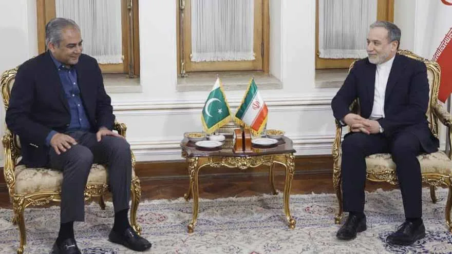 Naqvi Meets Araghchi for US-Iran Talks & Regional Stability Discussion