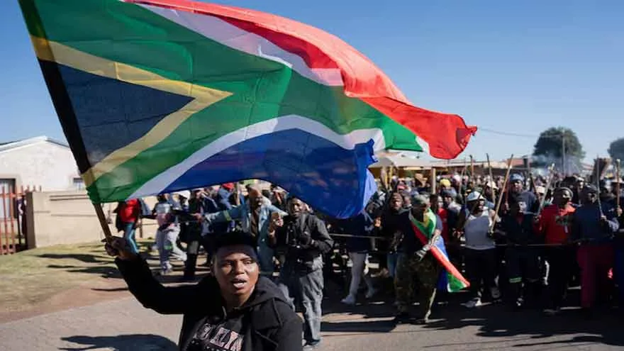 South Africa’s Ramaphosa Vows Crackdown on Xenophobic Attack Groups Amid Economic Woes