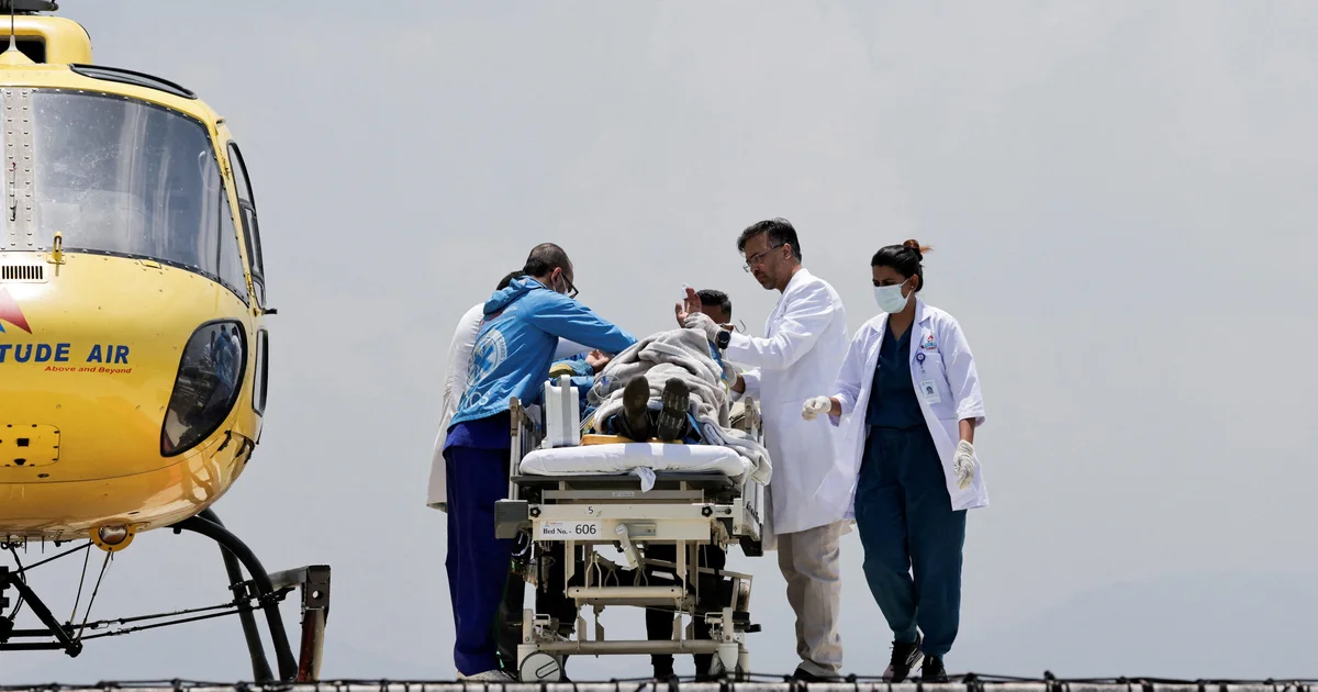 Climber Escapes Intensive Care After 6-Day Struggle Down Everest