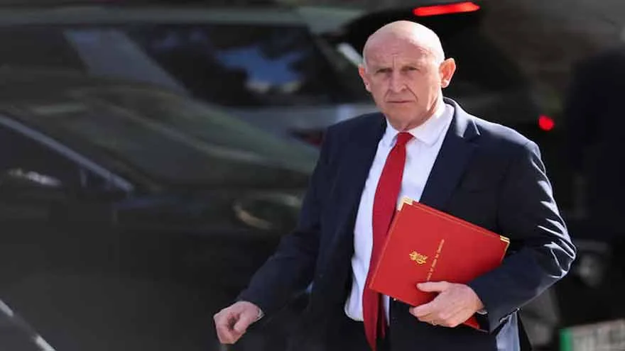UK Defence Minister Healey Resigns Amid PM Starmer’s Safety Plans Debate