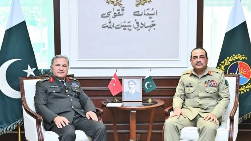 Turkish Military Leader Urges Pakistan to Strengthen Defence Ties