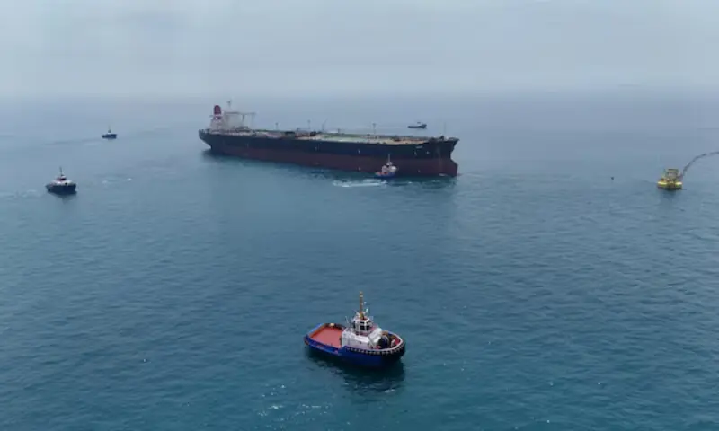 Brent Crude Hits Lowest Since Iran War Start Amid Supply Easing, Tankers Exit Hormuz